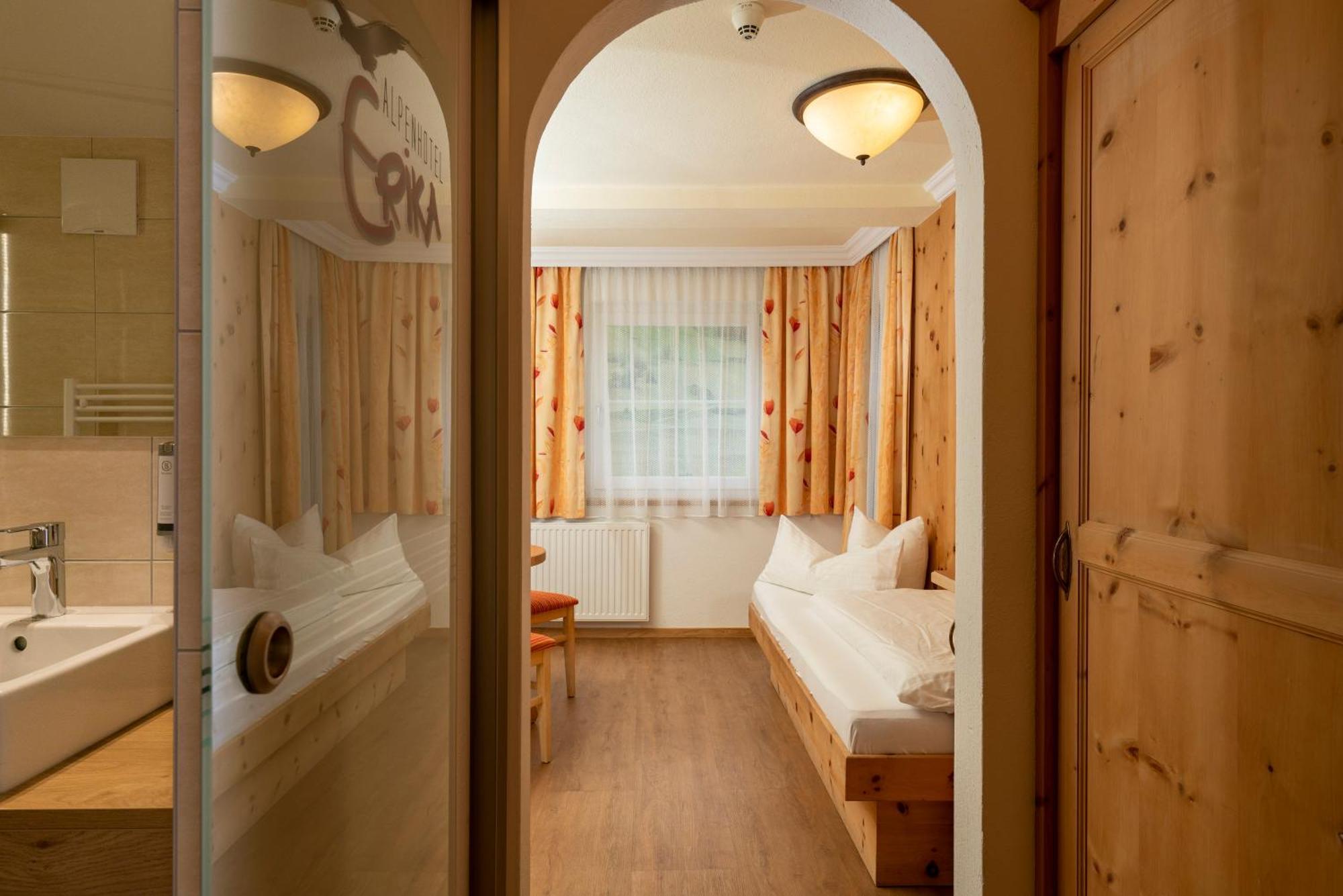 Alpenhotel Erika ايشجل المظهر الخارجي الصورة